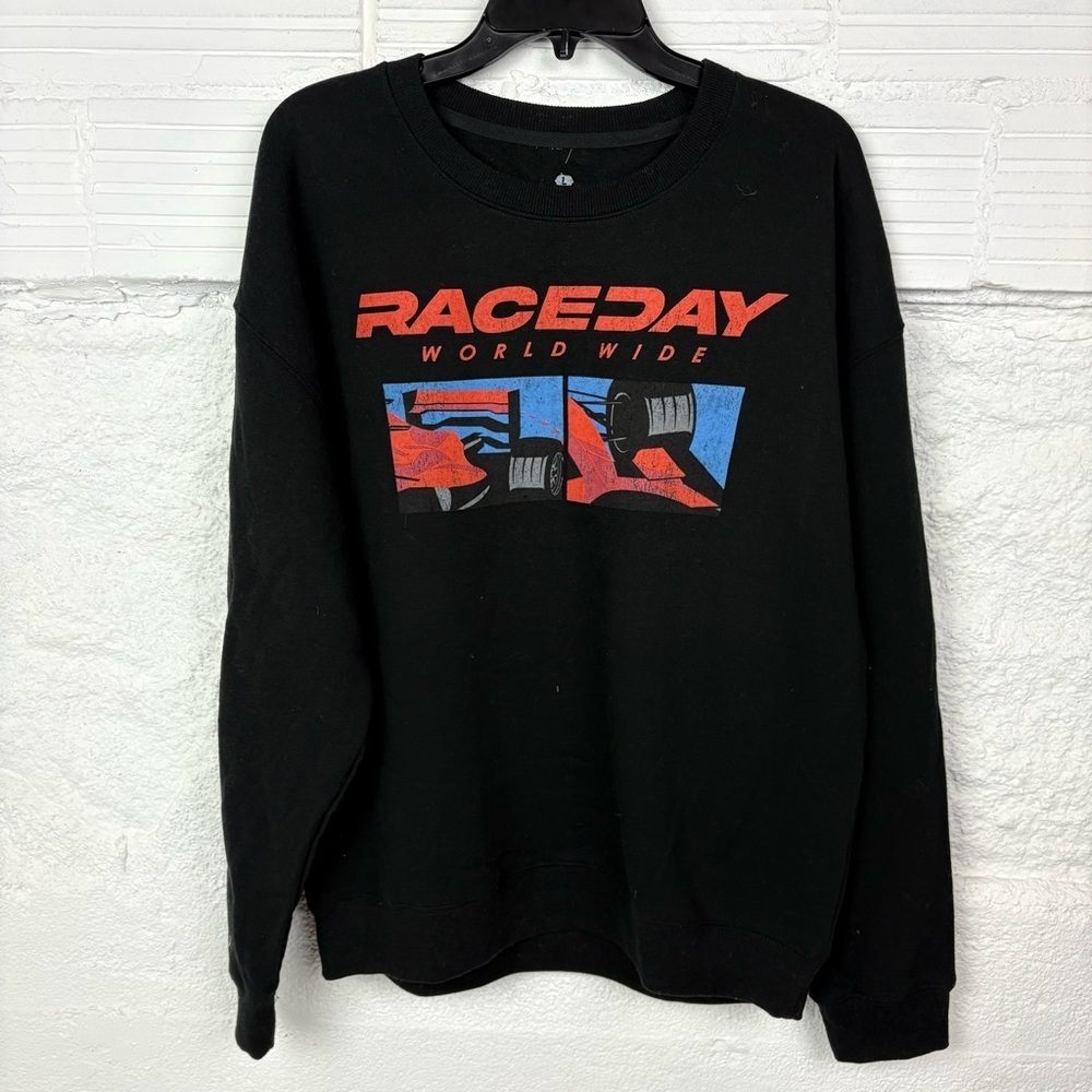NWOT GOODIE TWO SLEEVES Black race day world wide race car fleece Sweater SZ L - Picture 4 of 9